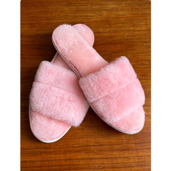 Vintage Fuzzy Bedroom Slippers in Light Baby Pink • Peep Toe • 60s MCM - Medium - Picture 6 of 9